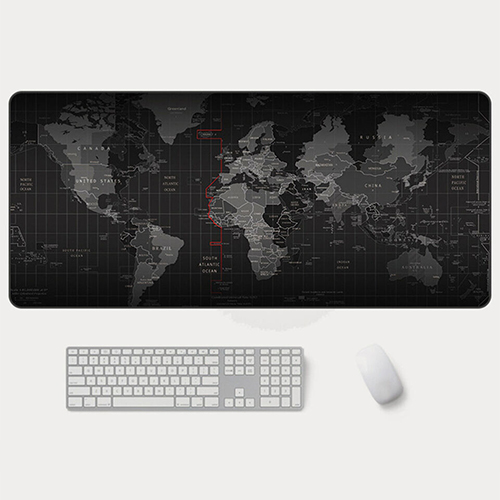 سجاجة لوحة المفاتيح والماوس على شكل خريطة باللون الاسود